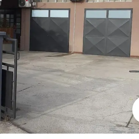 アパート Deluxe No.8