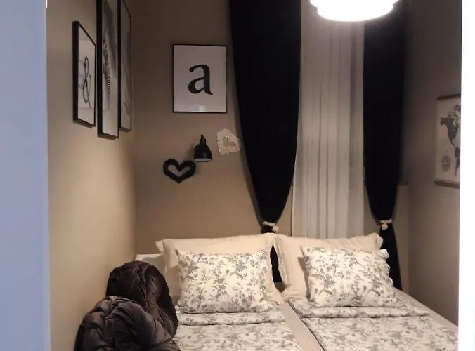 Deluxe No.8 Apartment *